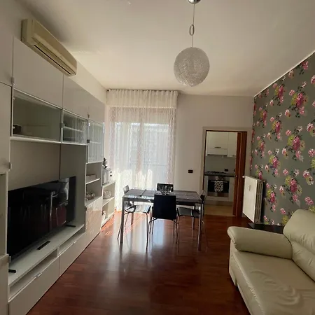 Apartmán Casa Zucca Fiera Milano